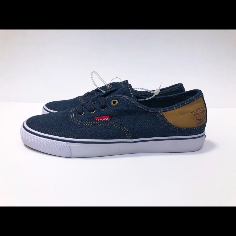 Levi’s shoes